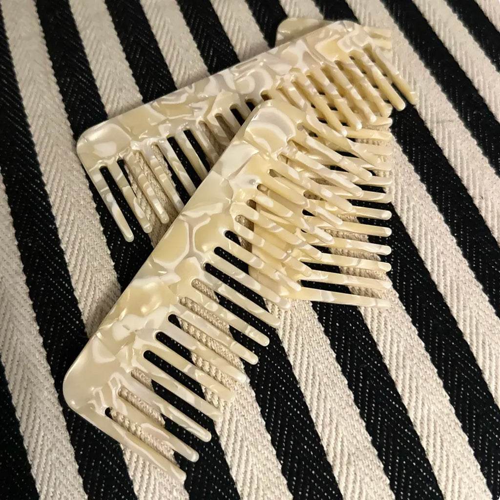 Eco Resin Wide Tooth Comb